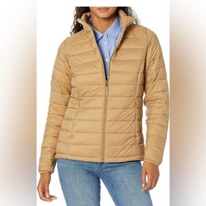 Lightweight Women’s Puffer Jacket XXL; water resistant. NEW